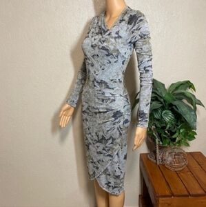 WILFRED FREE | Klum floral fitted wrap dress